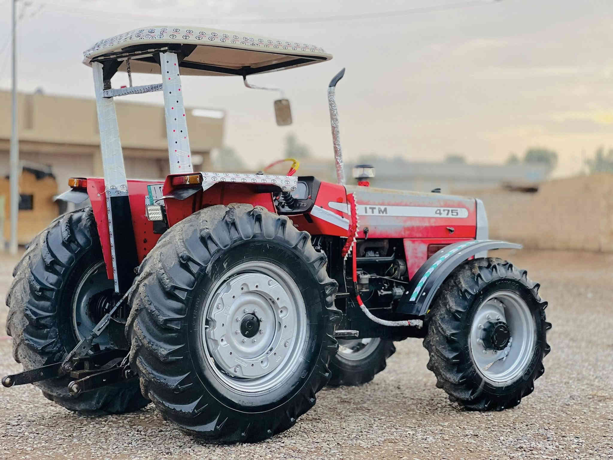 السلام عليكم تركتر فوركسن حجم 475 للبيع موديل 2015 باب الاول كله عل شركه رقم وسنويه تريد تحويل تريد وكاله سنويه مجدد لل 29 مشروع وطني السعر115ورقه وبيه مجال الاستفسار عل الرقم ***********
