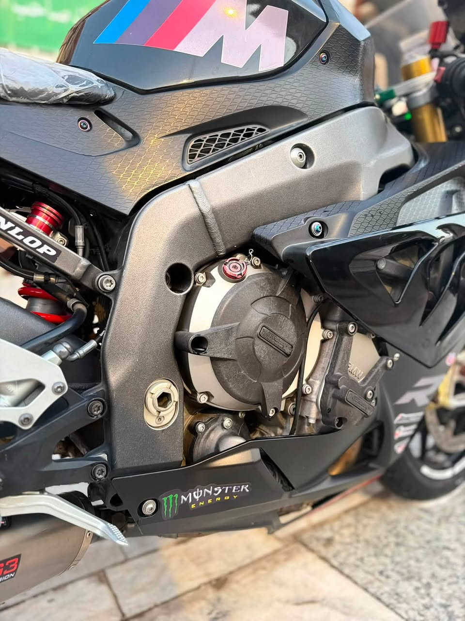 السلام عليكم دراجة بي ام1000rr موديل 2014 فول مواصفات مرقم بأسمي تحويل مباشر وارد أمريكي كلين بدون ضرر وصور مزادهة بل منشور مكفولة كفالة عامة سعر ٨٥ ورقة وبيهة مجال مكاني ناصرية مركز 
***********
