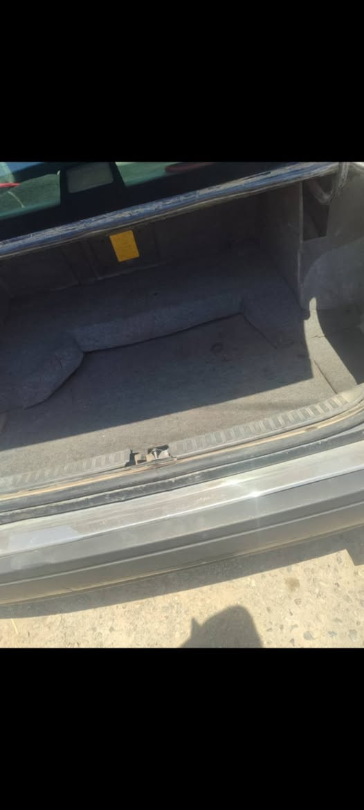 سلام عليكم للبيع فالفو رقم بغداد مشروع وطني سنويه ما منتهيه ل29 مكينه وكير ونجي جدد  حداديه جديده طخم تاير جديد مكفوله من لكص ونقل الجثه والعيب شرعي تحويل ثاني يوم مكان ناصريه سوق الشيوخ السعر ٣٨ وبيه مجال شراي يتصل غير متواجد ع فيس ***********
