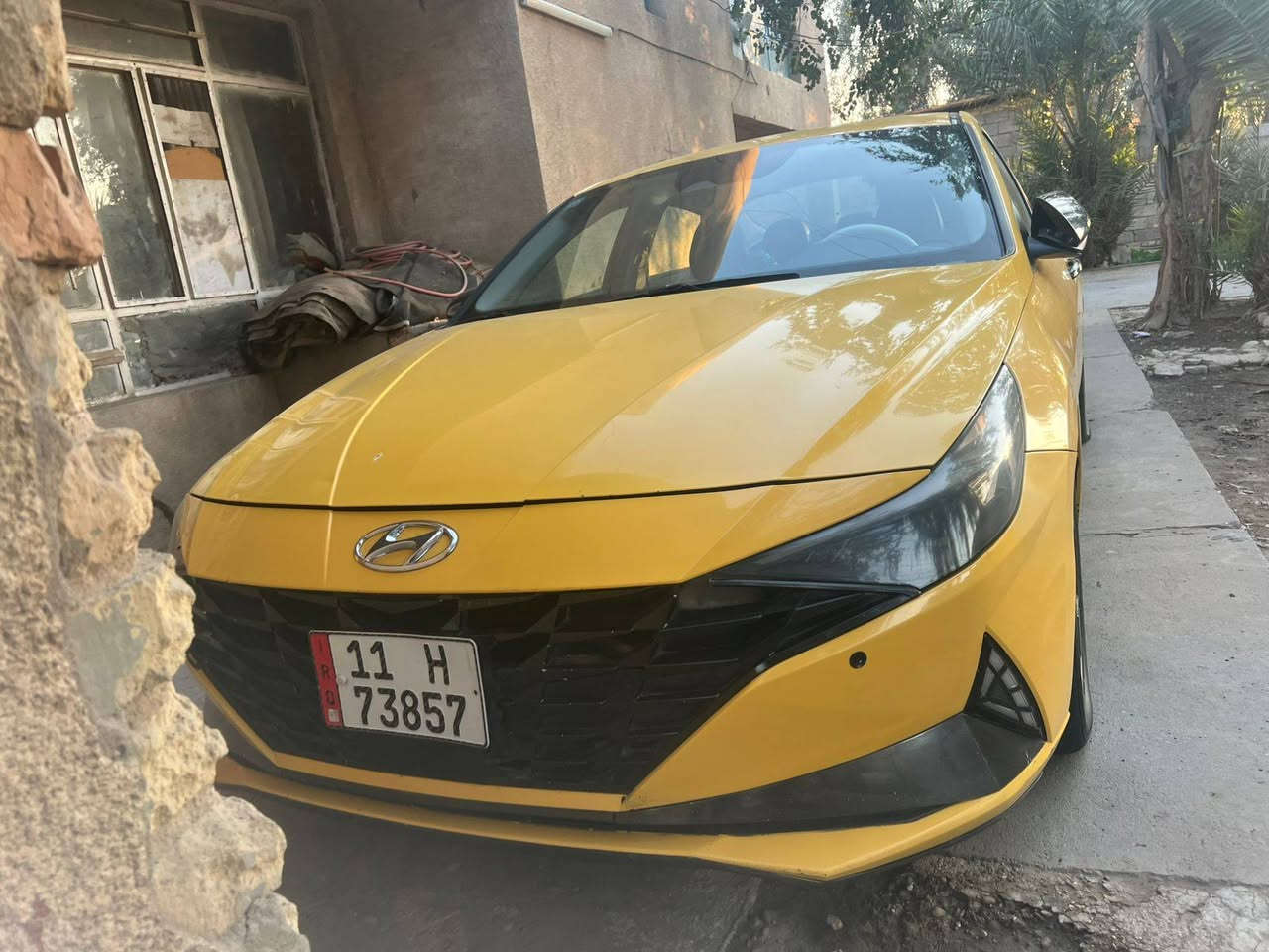 النترا 2021 وارد امريكي سياره فول مواصفات لون اصفر 
حادثه موجود بلصور السعر 140 وبيه مجال
رقم الهاتف < ***********> .
