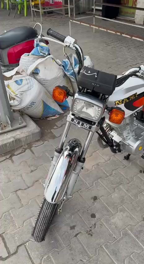 سلام عليكم
دراجه 4 كير امتياز  مديل2027 جديد نازله من المعرض 

دراجه نضيفه ما مفتوح 
غراض كله شلامجه وغراضه موجوده 
اوراق الدراجه اسكنر 
العنوان :كربلاء 
السعر :700وبيه مجال 
للستفسار :وتساب وهاتف فقط *********** 
الموشراي لايدخل 🤍
