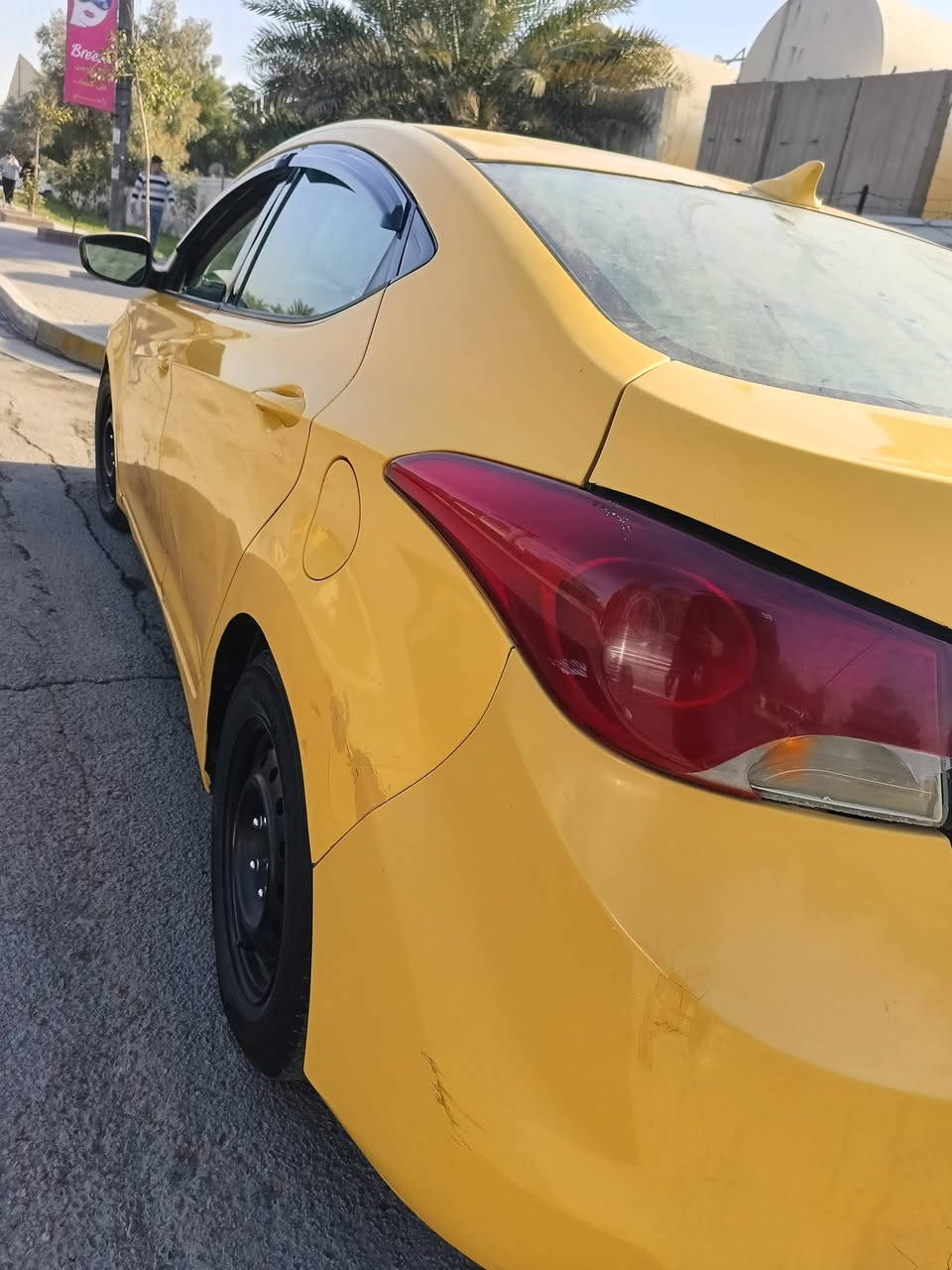 سلام عليكم 
النترا 2013 امريكي رقم مشروع وطني  تحويل مباشر السنويه نافذه 
كير و مكينه  1800 خير من الله لا تبخير ولا تنقيص 
صدر امامي خلفي نضيف 
تدفئه شغال + تبريد ثلج راديتر ومروحه جديد 
السياره خير من الله مال شغل كبل للشارع 
حادثه بامريكه جاملغ ايمن وبيه تعمير بالغد الايمن نفسه والباقيه موضح بالسونار 
مكان بغداد الشعب 
سعر 98 وبيه مجال تجي وتدلل 
رقم 
***********
مكلف بالنشر
