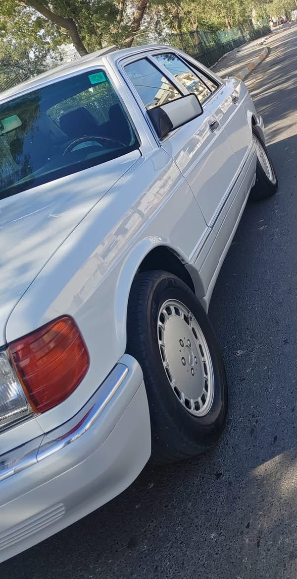 السلام عليكم 
مرسيدس جامبو موديل 1989
مصبوغه عام 
سياره حلوه ونضيفة ورقمها حلو 
جاهزه مابيه نقص 
السعر 95 ورقة وبيها مجال بسيط 
للتواصل *********** خالد الجبوري
