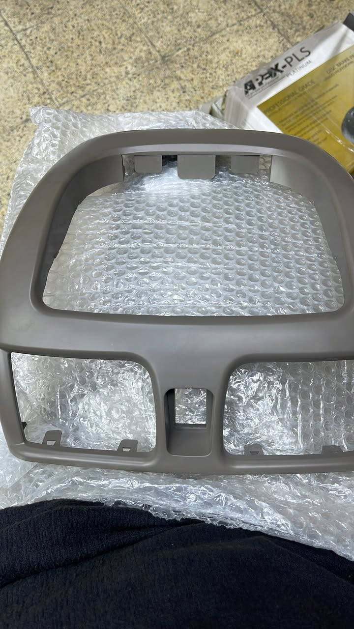 يتوفر غراض سني
للطلب والاستفسار 
***********
***********
العنوان:السنك الفرع المقابل لامانه بغداد مجمع مينا (محل الساير)
