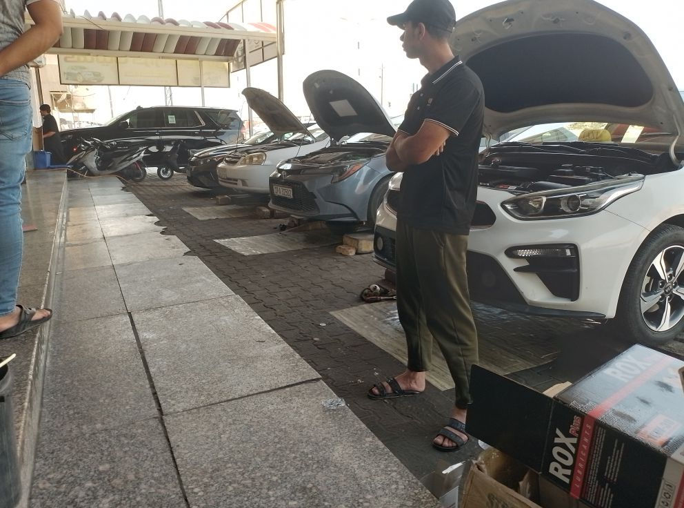 📢 العاصمة للزيوت والفلاتر الأصلية - السماوة
🌙 جمعة مباركة 🌙

نسأل الله أن يتقبل  طاعاتكم ويبارك في أعمالكم 🙏
زورونا اليوم وتسوّقوا أجود أنواع الزيوت والفلاتر الأصلية 🛢️🔧
عروض مميزة وجودة مضمونة ✅

📍 السماوة – تقاطع المهدي – شارع الطاقة والكهرباء
📞 للاستفسار: ***********

#جمعة_مباركة
#العاصمة_للزيوت_والفلاتر_الأصلية
#السماوة #زيوت_أصلية #فلاتر #صيانة_السيارات
