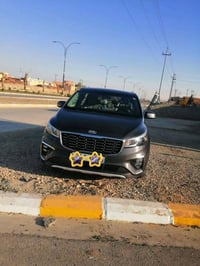 سيارة سيدونا موديل ١٧ فول عدا الصندوق والفتحة رقم أربيل الجديد ماشية ٣...