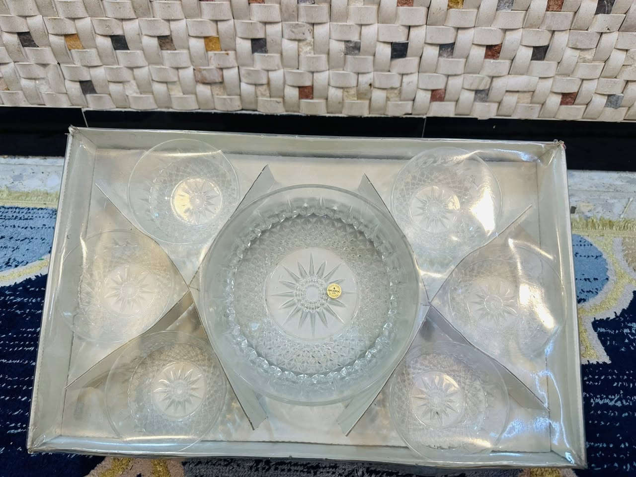 كاسات فرنسي ما مستخدم
مال اورزدي قديم


**إذا كنت صاحب هذا الإعلان وتريد حذفه لأي سبب، رجاءا أرسل رسالة إلى الدعم الفني**