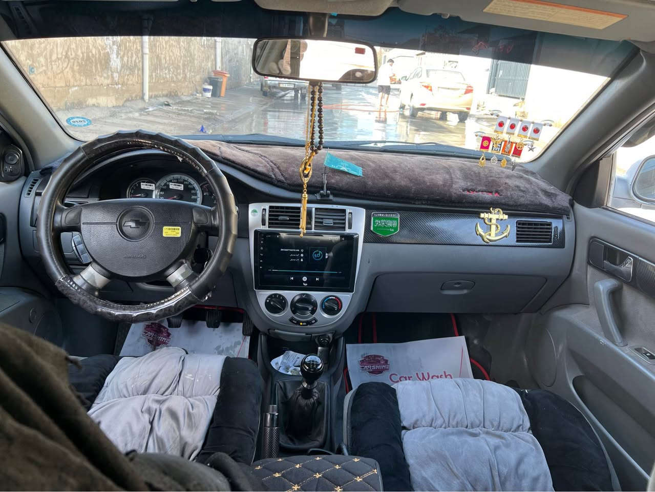 اوبترا موديل 2011 
سنويه جديد 
گير عادي 
سياره بس صندوق صبغ فقط
مكان سياره كركوك
بيه دفتر بنزين
***********
لايت عدسه زينون 
تايراته جديده
شراي يخابر 
سعر 72 $$ وه مجال كركوك, العراق
