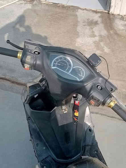 سلام عليكم ماكس سكنس للبيع بوشه 55 دراجة برغي وحده مناقصه كامل شرط نگره سلف دراجة شلعه ومعدل بعد 55 كهربائيات كلهاا شغال كلشي الحمدالله صارلي مده هوايه يمي بس مصروفه تبديل دهن و بنزين بس ودهن كل اسبوع اني اغيره مو كل شهر كل اسبوع اخلي ابو 10 
للتواصل خاص وسعر بيها مجال للطيبين
***********
