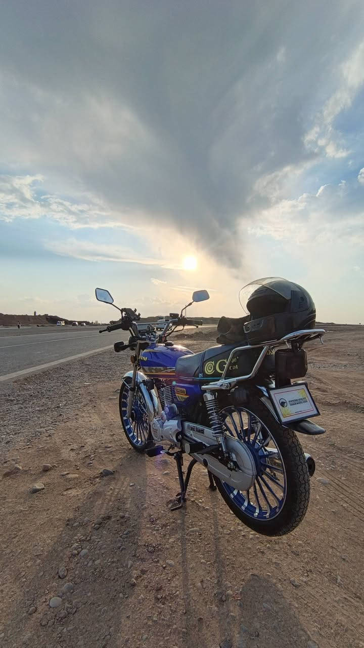 السلام عليكم
دراجه نوع سافين زامان موديل ٢٥ دراجه خير من الله محرك ٢٠٠ سعرها ٧٧٥ وبيها مجال كلج دهن يعني مو عادي إلي مو شراي لا تعبني رقمي *********** موجود خاص هم
