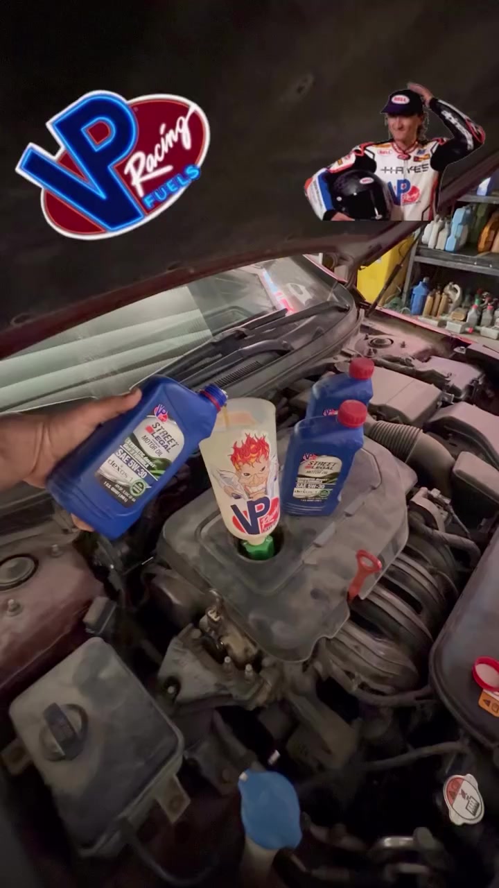 دهن VP Racing مو مجرد زيت عادي،
هذا دهن مصمم للضغط العالي، الدعس المستمر، والسيارات المعدلة اللي تحتاج حماية حقيقية 💪

⚙️ يقلل الاحتكاك ويطلع أفضل عزم
🔥 يتحمل حرارة وضغط عالي بدون ما يضعف
🛡️ حماية قوية للمكينة حتى بأقسى الظروف

إذا سيارتك توربو أو معدل وتريد تحافظ على عمر المحرك + تطلع أفضل أداء…
اختيارك لازم يكون دهن سباقات حقيقي مو تجاري

🏁 الأداء يبدأ من اختيارك الصح

📍 متوفر يم محمد الشرع – النجف
📞 ***********
📞 ***********

#viral
#reels
#explorepage
#trending
#fyp
reelsinstagram
instareels
carsofinstagram
