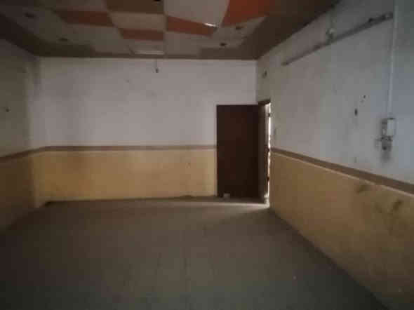 عندي بيت حي المكرمه مساحه ٢١٦ م بيت قديم مساحه ٢٦٦ بايع الحديقة ٥٠م وباقي ٢١٦ لبيع منطقة الثمن تالاف قريب على جامع الإمام المهدي سعر ١٨٥ مليون الاتصال على الرقم *********** النجف
