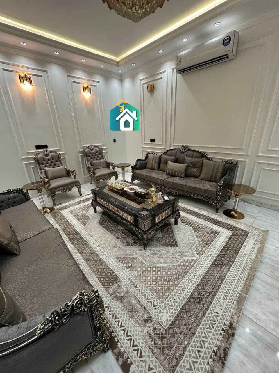 #مكتب_ميثاق_الرحمن

دار للبيع سنة البناء 2024
مساحة 150م واجهة 10م نزال 15م

في شارع فلسطين حي المهندسن محلة 507
شارع عريض موقع هادئ جدأ ثلاث طوابق

موقع . المكتب شارع فلسطين تقاطع الصخره قرب مختبرات النخبة اللاستفسار الاتصال ***********✨***********

نستقبل كافه العروض السكينة والتجارية 🏢🏠

#بيع #شراء #لاارضي #ايجار #تعقيب #معملات #مقاولات #عامه
