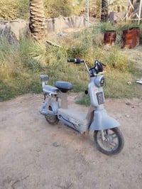 دراجه للبيع شحن سعره 150 نقصه بطاريات مكاني بغداد 07765181876