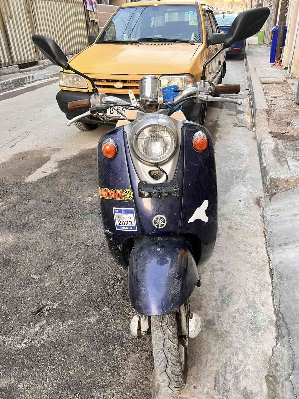 سلام عليكم كلاسك للبيع شغاله بس بيها صوت بلاكسل مابيها شي بعد ١٨٠ قفلها مكاني الاعظميه ***********
