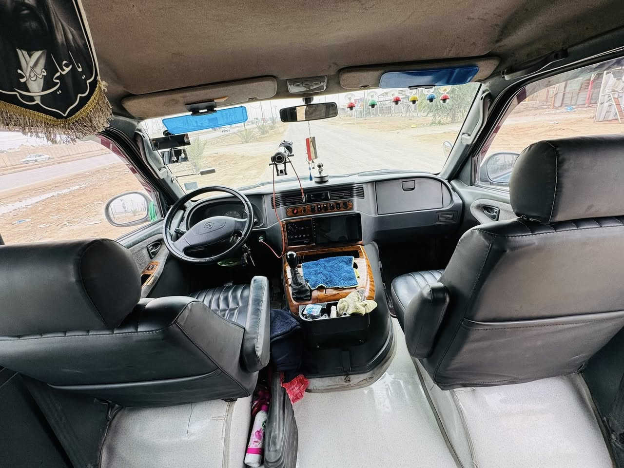 ستانه موديل 96طويله مكينه وكير جديده دوشمه عامه برنكيت جديد تعمير جديد السياره نضيفه كلش ماعيزه كلشي رقم بغداد دولي سنويه 2030 تخم تاير 120 بيه مجال 
***********
