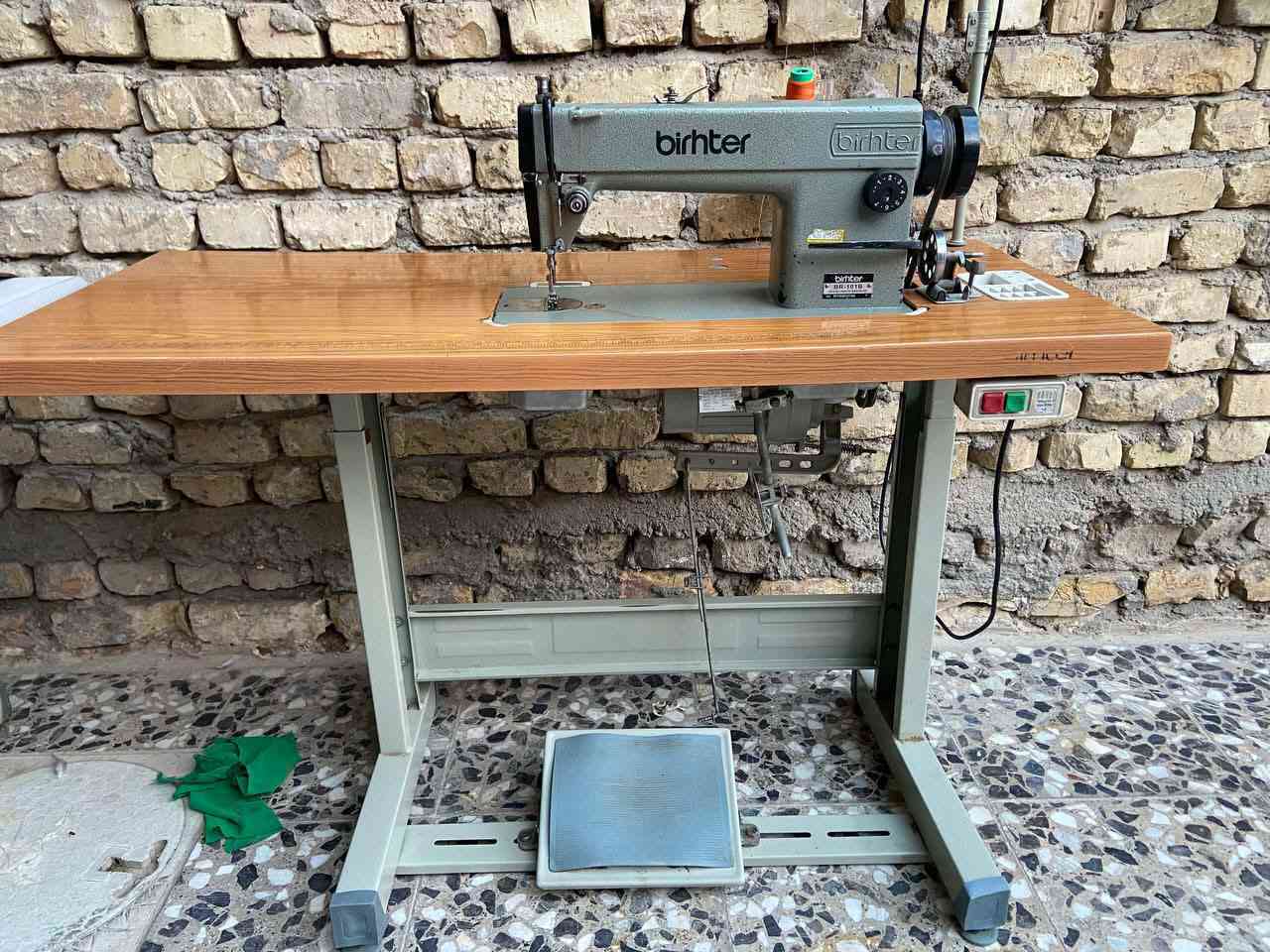 ماكنة خياطه للبيع
ماكنة خياطه صناعيه نوع براذر نظيفه جدا موديل   101 استخدام بيت بسعر ب 225مكاني بغداد  العبيدي حي السفير


**إذا كنت صاحب هذا الإعلان وتريد حذفه لأي سبب، رجاءا أرسل رسالة إلى الدعم الفني**