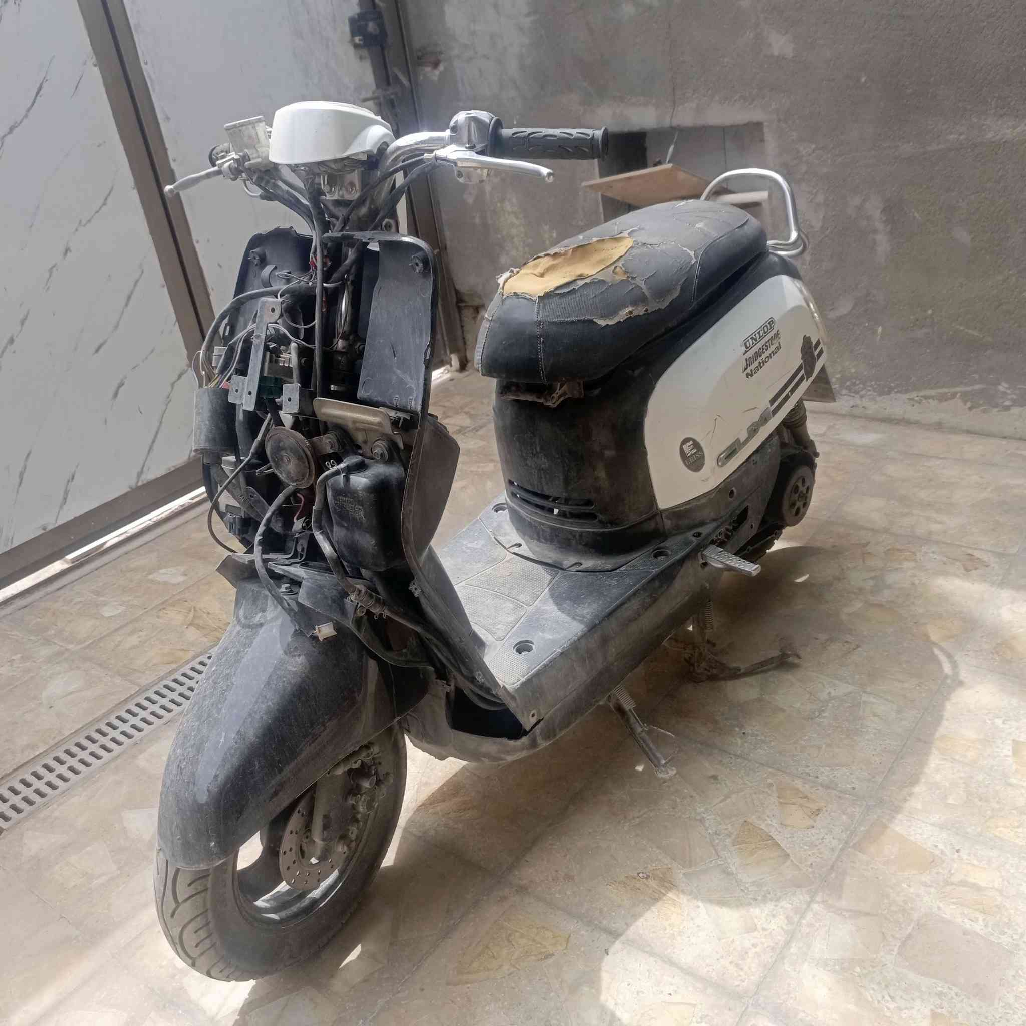 دراجه بوليس كابريته  شغاله سلف و هندر كون من تشتري ترتب شويه بيها وصل معرض
نقصها كفر امامي و دشبول 
سعرها 300


**إذا كنت صاحب هذا الإعلان وتريد حذفه لأي سبب، رجاءا أرسل رسالة إلى الدعم الفني**