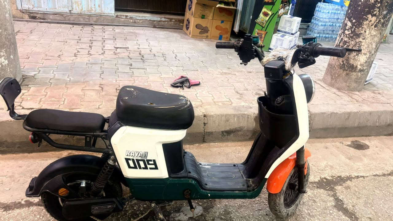 بايسكل شحن موديل الريان009
2025 نضيف بطاريات وعقل ما مبدل 350الف وبي مجال بايسكل نضيف جداً جدأ 
الاتصال على الارقام 
***********
كربلاء المقدسه
