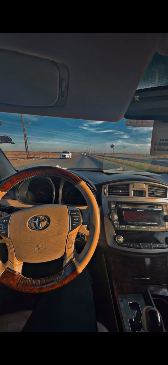 السلام عليكم ورحمة الله وبركاته
‏‎       ——— لـلـبـيع  ———

تويوتا افلون     —   Toyota Avalon  

وارد خليجي     —. بدون ايرباك 

‏‎الموديل           — 2011  

فئة.                 —  LIMITED  

حجم المكينه   — V6/3500

‏‎اللون               — ابيض 
 

‏‎حالة السياره.    — فقط يم سلايت صبغ (تكشير)

‏‎المواصفات 
‏‎- بصمة تشغيل 
- بصمة ابواب 
‏‎- ترحيب عند الاقتراب 
- ليد نهاري 
- فتحة سلايد 
- رادار امامي  - خلفي‏
- تبريد قطعتين
- تبريد منفصل 
- لايتات 3 عدسات 
‏‎- تحكم ستيرن جهتين 
- كشنات جلد 
- كرسي السائق بحركه كهربائيه 
- كرسي السائق خزن ميموري 
- كشنات تدفئه و تبريد
- أشاره بالمرايه 
‏‎- تحديد سرعه 
‏‎- مانع انزلاق 
‏‎- ليد نهاري
- كامره خلفيه دواره 
‏‎ باقي المواصفات المعروفه 

‏‎رقم السياره    — السليمانية 

‏‎موقع  السياره — كركوك 

((((هزه براد رقم سنويه كولها اصدار جديد)))  

‏‎للأستفسار.     — ***********—‭0780 759 9030‬
