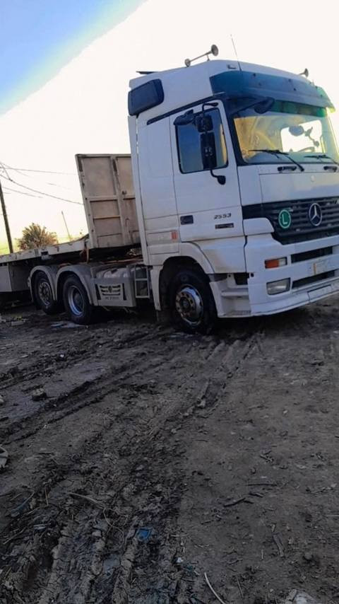 سلام عليكم اكتروز للبيع موديل 98 صنكل خلفي ماكينه  8 سلندر 53 25 سياره رقم واسط العنوان بغداد الشعله. ***********
