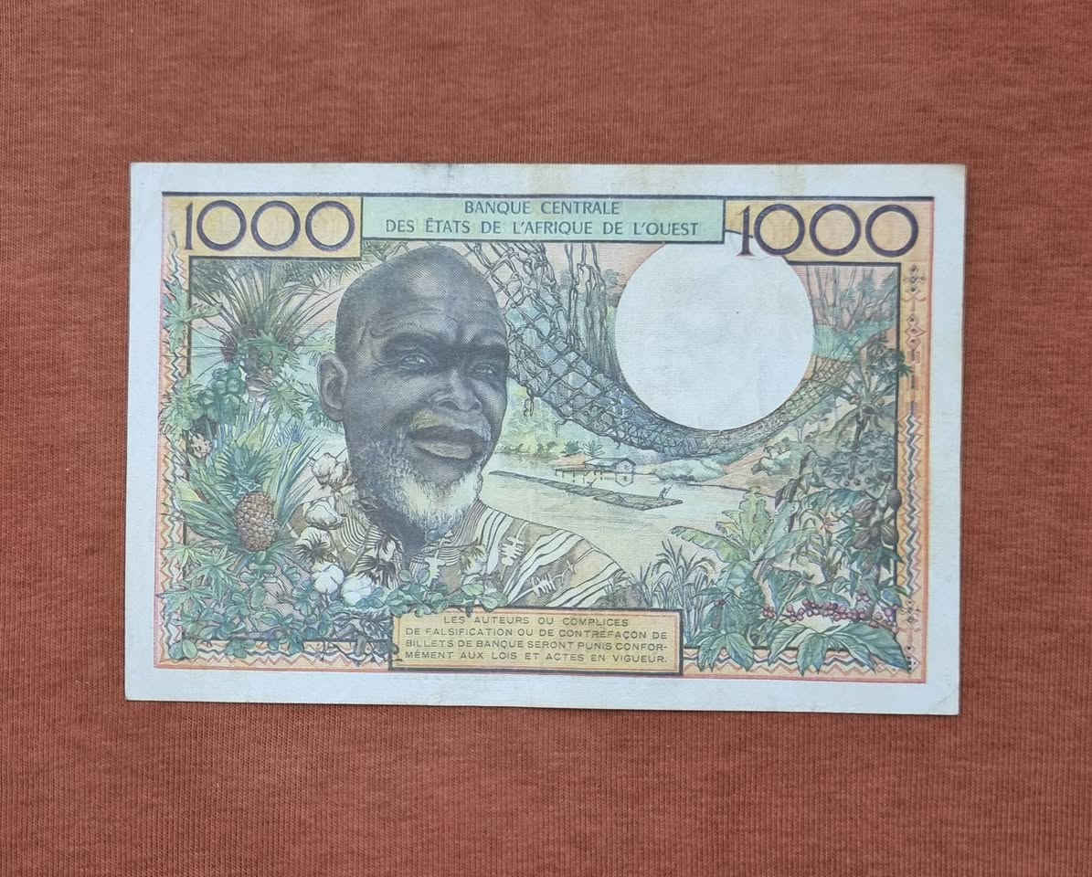 بيع مباشر ....
1000 فرنك من العملات الصعبة والمهمة لدول غرب أفريقيا الحجم الكبير الحالة بين (XF,VF) كما موضح بالصور
السعر المطلوب 16 دولار
للحجز التواصل خاص او الاتصال على الرقم
*********** ضياء المالكي 
توصيل مباشر لكافة المحافظات
