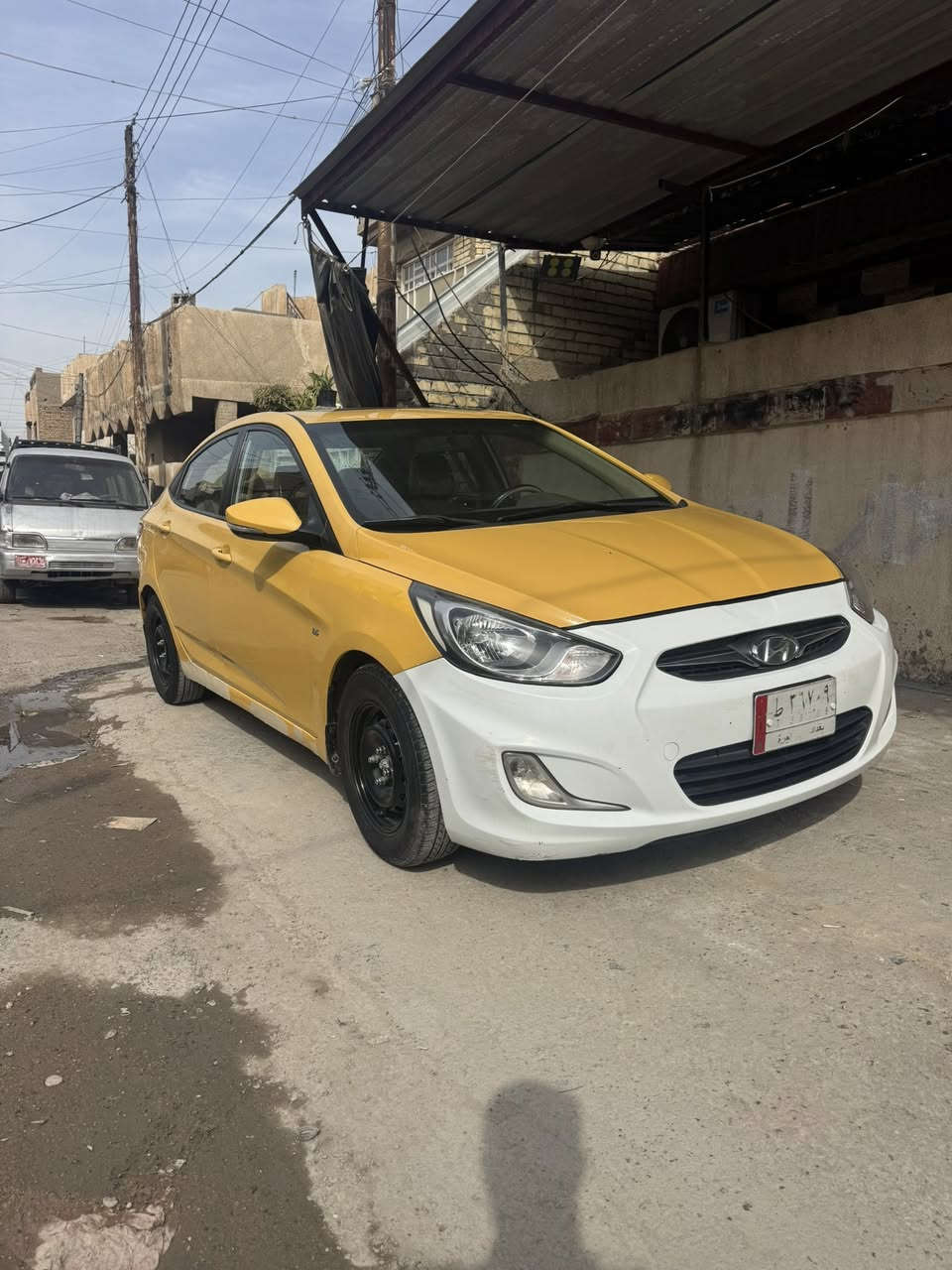 اكسنت موديل ١٣ خليجي مكفوله من الحادث فول 1/1  بسمي سياره خير من الله مكينه كير حداديه تايرات دوشمه خير من الله  السعر 95 وبيه مجال  *********** العنوان بغداد حي العلام
