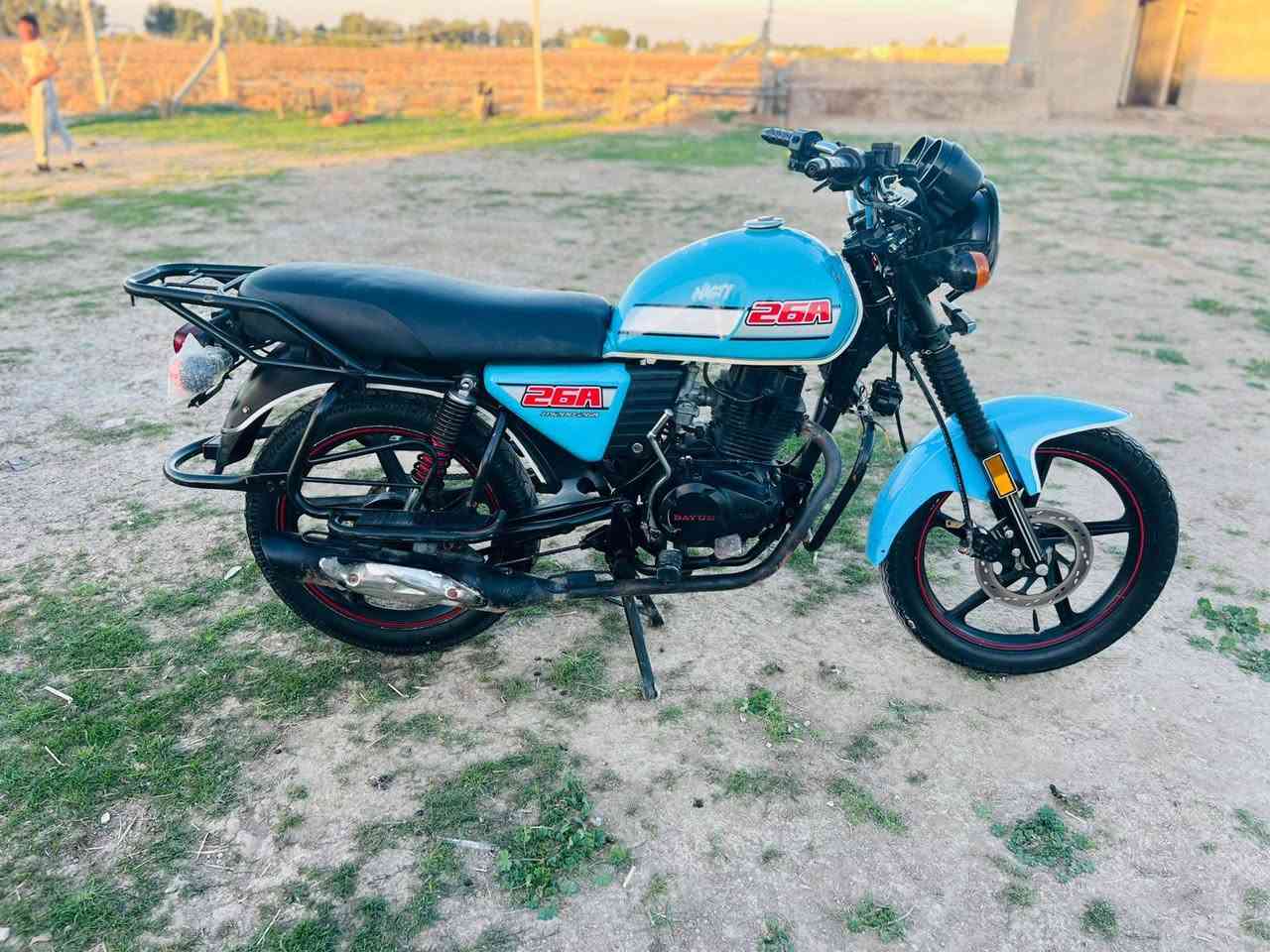 يا الله سلام عليكم دراجه للبيع دايون موديل 23 أوراق استنساخ دراجه مكفولة كفالة عامه محرك 200اسويج سجينه دراجه انضف من الصوره السعر مليون وبيها مجال شراي اتصل وبيك خير ودلل الرقم ***********
