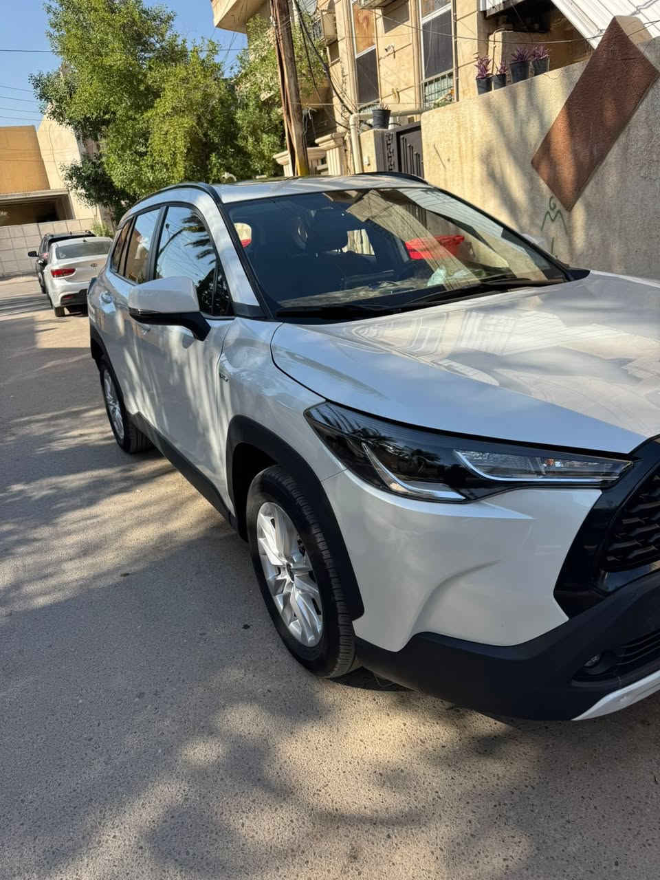 السلام عليكم للبيع كورلا  كروز موديل ٢٥ رقم بغداد الجديد 11تحويل مباشر ماشيه 7000 بعدها ابحاله الوكاله كشنات مخمل بدون كهرباء مكفوله كفاله عامه من كلشي مكان بغداد للستفسار التصال على الرقم ***********

