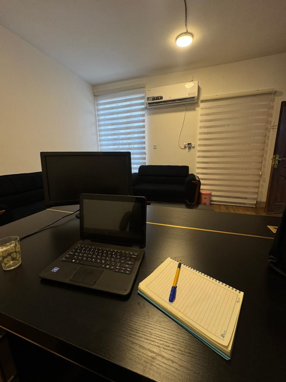 مكتب السعر 200 ، كرسي كبير 85 ، كرسي صغير 40 ، طبلة وسطيه 40
للاستفسار *********** المكان بغداد كفاءات السيديه
