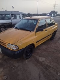 ٢٠١١ • ورقه • مصفره