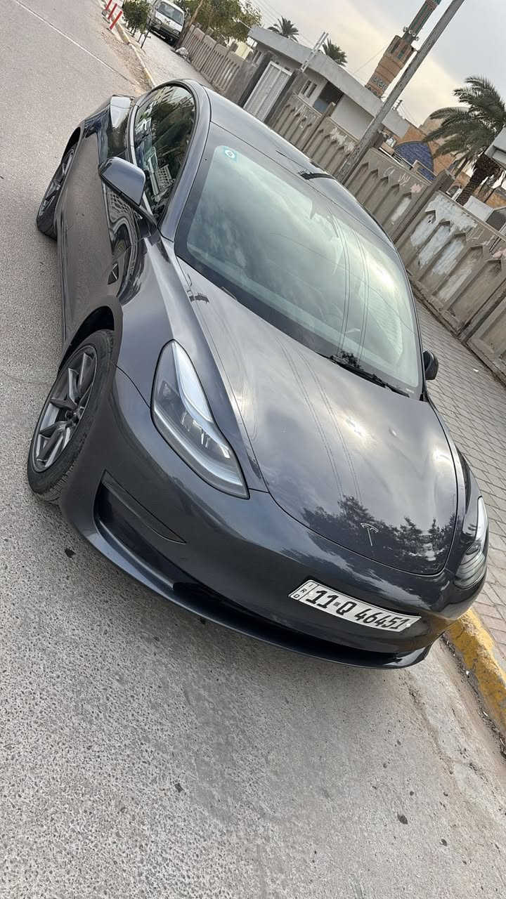 السلام عليكم للبيع
تسلا 3 موديل 2023

لون رصاصي

ماشية 31 ألف mi

1 ماطور

السياره حادثه الجاملغ الامامي اليسار مصبوغ نصفه  +بارد بسيط بالجاملغ الخلفي اليسار / صور الحادث ورقم الشاصي موجوده  مع الصور 

الايرباك سليمه شركة 
السياره اونلاين

مواصفاتها: 

-مقاعد جلد اسود

-سقف بنرامي كامل 

-كامرات جانبيه تفاعليه مع الاشاره

-رادار تفاعلي يضهر لك السيارات ع الشاشه 

-جنطه كهرباء 

وبعد موجوده عده مواصفات مامذكوره

مكان السيارة بغداد العامريه

رقم السيارة بغداد 

السعر 16900$

***********

***********
