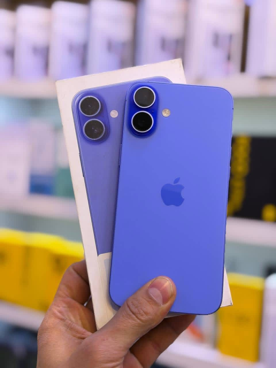 ايفون 16 بلاس ضمان وكاله ماستر اصلي ذاكره 128 بطاريه 100 نضافه شخط واحد مابي
جهاز لا مفتوح ولا مصلح داخل ضمان وكاله مع ضمان 5 ايام من مركز وين ميعجبك افحص على حاسبه كله نورمال وتر بروف 

الون مميز ملحقات كامله السعر 950 الف 

مكاني بغداد 

 0773 335 8986
