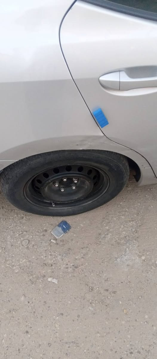 السلام عليكم كورولا ورد امريكي 15 شاشه كاميرا تحكم السياره محرك 1800 السعر 115 العنون بغداد العامريه ***********
