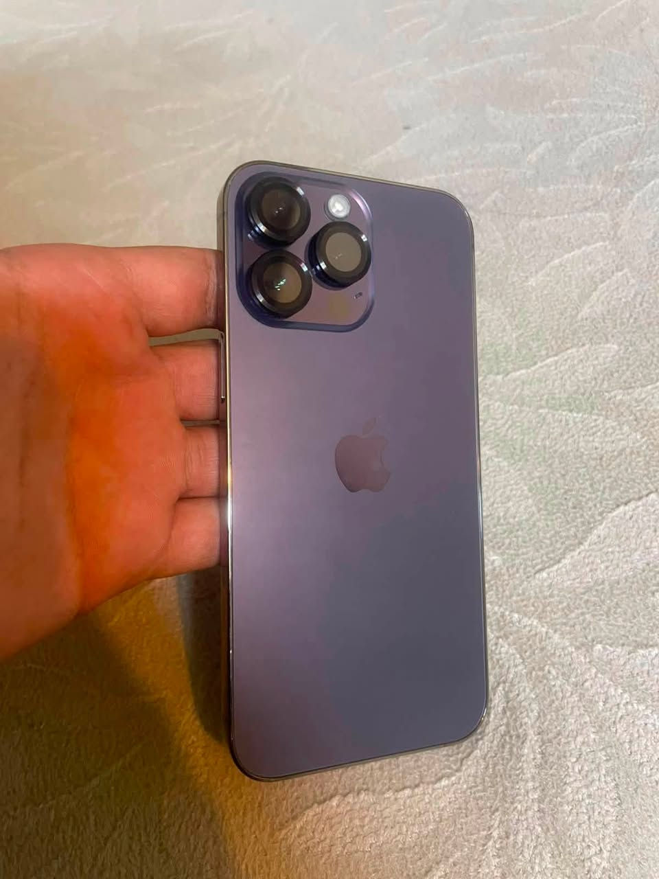سلام عليكم
‏iPhone 14 Pro Max
لون بنفسجي 
نضافه 100‎%‎ 
شخط مابي 
ذاكرة 256 
بطاريه 86‎%‎ صرفيه تخبل
نموذج m
شرق اوسط دبل سيمكارت 
يعمل شريحه فعليه وشريحه الكترونيه
مبدل فقط شاشه احسن نوعيه بل سوگ لاتعليك ولا شي 
الجهاز يخبل بل استخدام ماكو اي تعليك وصرفية شحن 
سيمكارت ✅ فيس ايدي✅ سماعات✅كامرات✅
الجهاز مبي اي نقص كلشي بي شغال 
السعر 780 وبي مجال بسيط جداً 
*ملاحظة:- الي ميعجبة السعر او يكول غالي لاتعلق ولاتكسر بلسعر كلشي اكو بلسوك ولجهاز يسوة سعرة 
مكاني بغداد حي الاعلام 
*********** موجود واتساب 

اسف ع اطاله 🤍
