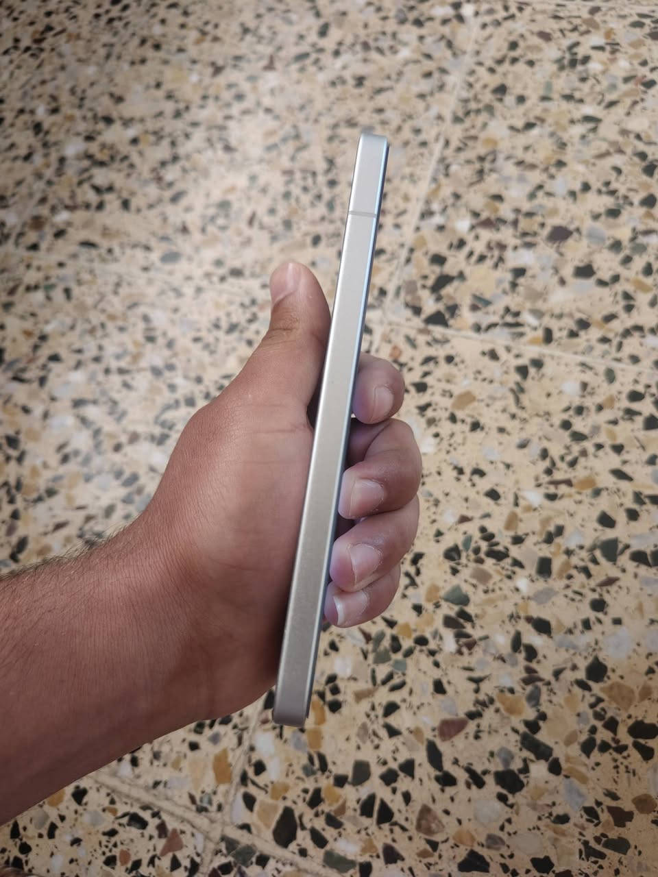 بوكو اف7
نضافه%93
ذكره512
رام12+12
جهاز كله شغل شرط مامفتوح 
سعر475
مكاني موصل أيسر
رقم***********
