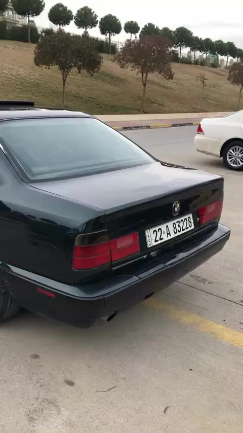 سڵاو هاوڕێیان بیيێم 520 گێڕ عادی بۆ فرۆشتن🖤
مۆدێل 1990 
مەکینە کەپس تەبرید لەسەر سویچ   دەعم و لێدراوی نیە 
تەحویل وەکالە بەشەرت 
تازە پۆڵیش کراوە سەیارەکە ماڵی دۆستە گۆڕینەوەش ئەکەم لەسەر دڵگرتن شوێن سلێمانی موشتەری تەلەفون کە یان چات بنێرە موشتەریش نیت و سعر تاقیئەکەیتەوە لەکاتمان مەگرە لەگەڵ ڕێزم 
***********☎️ڤایبەر و واتس ئاپی لەسەرە
ئەدمین♥️
