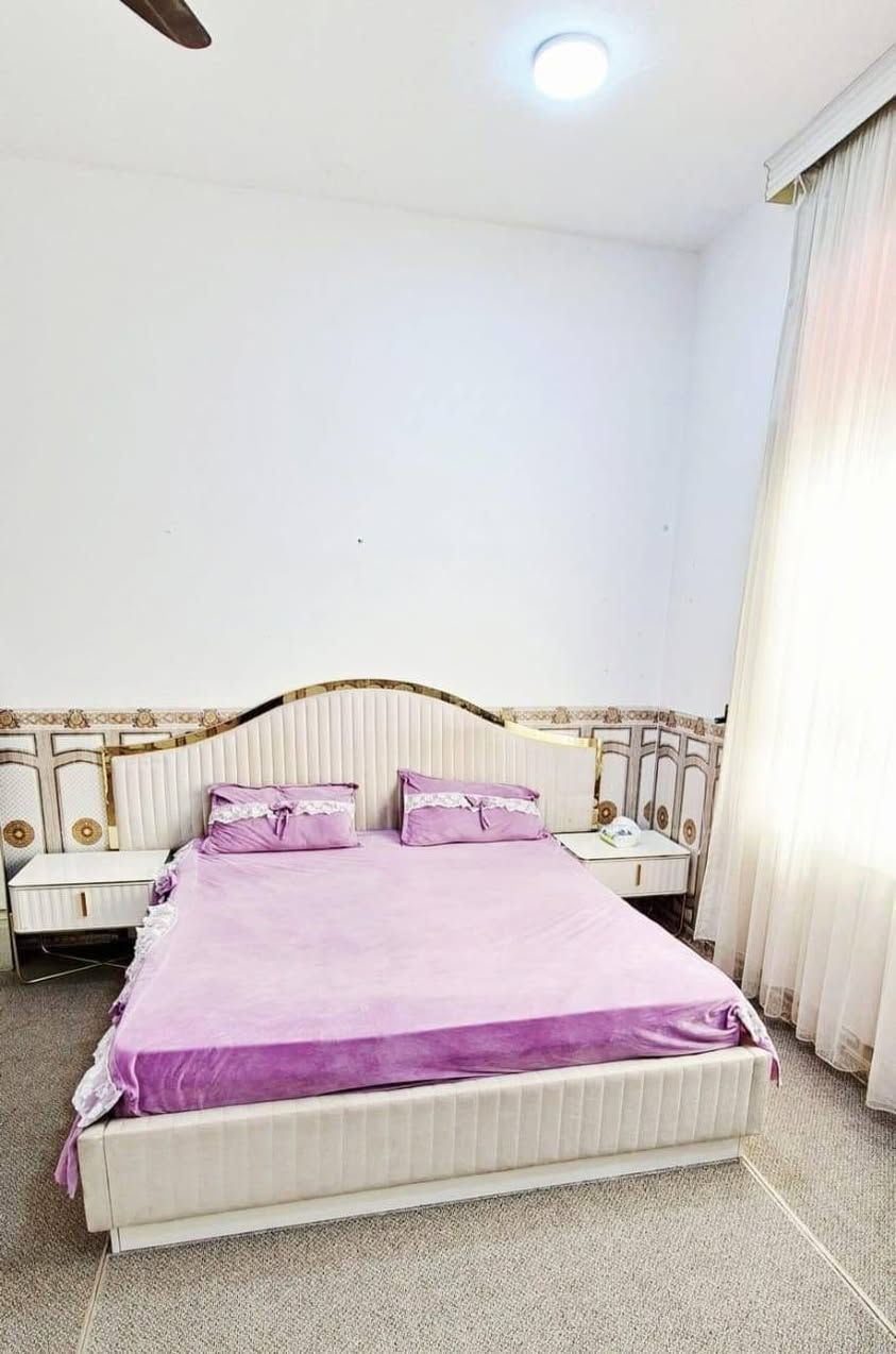 غرفه نوم للبيع خشب مودرن ثقيل الاستفسار ع رقم ***********
