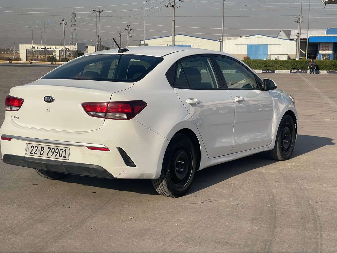 سلام عليكم 
سيارا كيا ريوو موديل 2021 وارد امريكي 
رقم اربيل سيارا بسمي شرط تحويل 
سيارا بي مكفول من صبغ بي دون صبغ 
مكانين تعديل بيها فقط 
مكان سيارا اربيل 📍
ره قم تلفون 📞 
***********
***********واتساب أربيل, العراق
