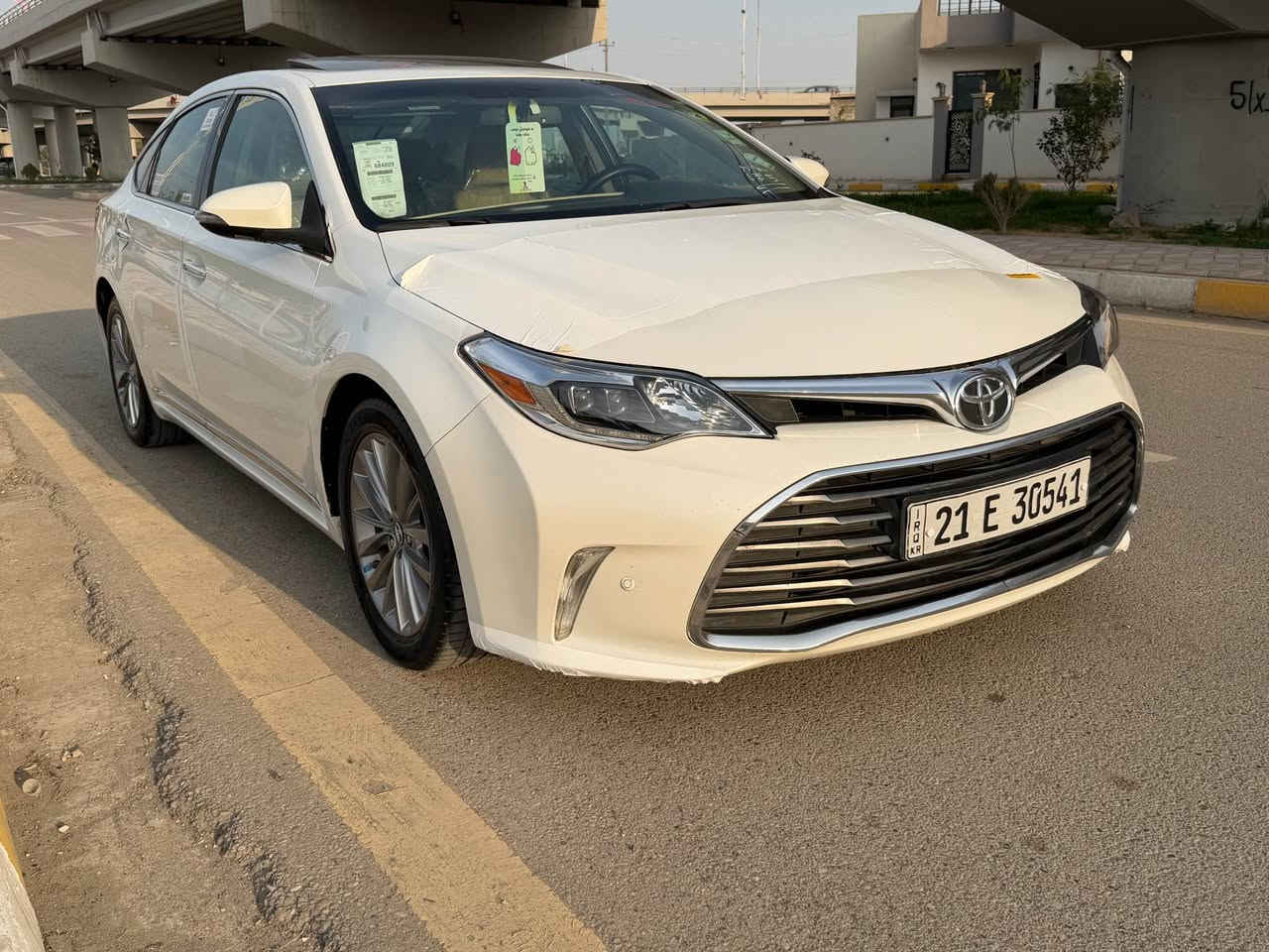 للبيع افلون 2016 لمتد خليجي بريم 
سعر مناسب (252)$
فتحت سقف سلايت 
داخل صحراوي جلد 
مقاعد امامية تبريد تدفئه 
مقاعد خلفيه vip 
كشن خزن ميموري 
شاشه كبيره مع نظام كار بلي 
سستم صوت من ماركه عالميه 
حساس امامي و خلفي 
لايت زينون بلادي 
دكمه سبورت 
كير شفت بل استيرن 
برده خلفيه كهربائي 

ملاحظة/ سياره خليجي مكفوله من الصبغ والبارد و تبديل حتى دعاميات بدون صبغ كير ومحرك شرط مامفتوح بدون اي عيب 

مكاني كركوك     *********** كركوك, العراق
