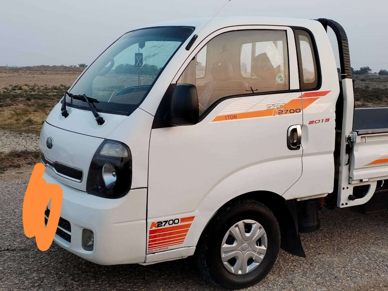 سيارة كيا حمل 2014
لسعر 88
رقم ميسان  دولي سنويه 2030
سياره بكيت مانت الله بس اليدور نضيف يخابر ويبشر
رقم ميسان  نكليزي دولي سنويه 30 مشروع وطني 
سيارة كفالة عامة من الصبغ والتبديل والضربة وحتى البارد
سيارة جديده ما متعوبة 
مكينة مكفولة شرط برغي ما مفتوح بيها   مشروع وطني تحويل مباشر
رقم شاصي واضح جداً
شاصي مكفول 
تبريد وتدفئة كلها شغالة وضع شركة محرك 2700
تخم تاير جديد 
كهربائيات كلها شغالة 
مكان السيارة ناصرية للاستفسار اكثر الاتصال على الرقم
***********
