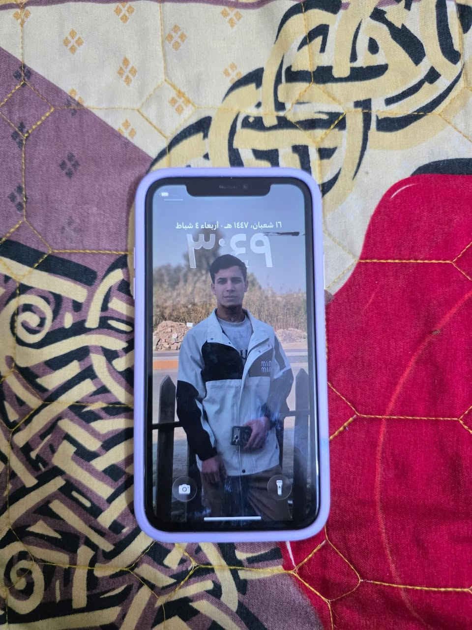 السلام عليكم شباب أيفون 11عادي كفالة عامة الجهاز ممفتوح ولا مصلح ولا ايشي الجهاز لوك بطاريتة 81بلادية فيس إيدي شغال بس الضهر مكسور والشاشة بيهة شي بصيط سواد موضح بالصورة ممئثر علمس الجهاز واحد علا واحد شعر 225وبي مجال بصيط رقمي ***********
