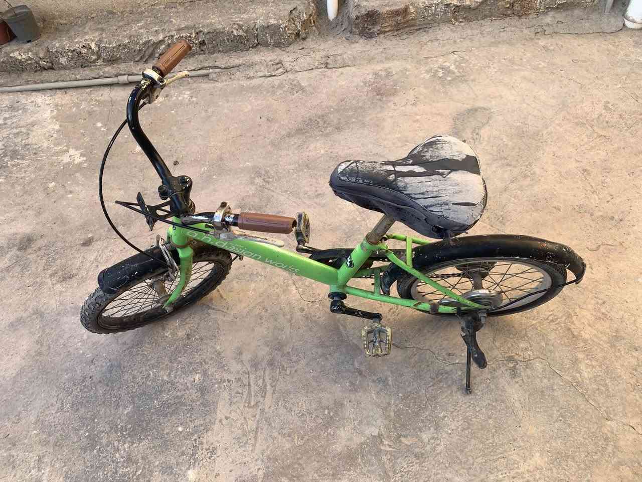 للبيع
بايسكل نظيف مال بالة حجم 14


**إذا كنت صاحب هذا الإعلان وتريد حذفه لأي سبب، رجاءا أرسل رسالة إلى الدعم الفني**