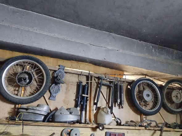 السلام عليكم متااح كشر امزت 81 وغراض 81 المكان الفلوجه وهاذ رقم راعيهن ***********  ***********
