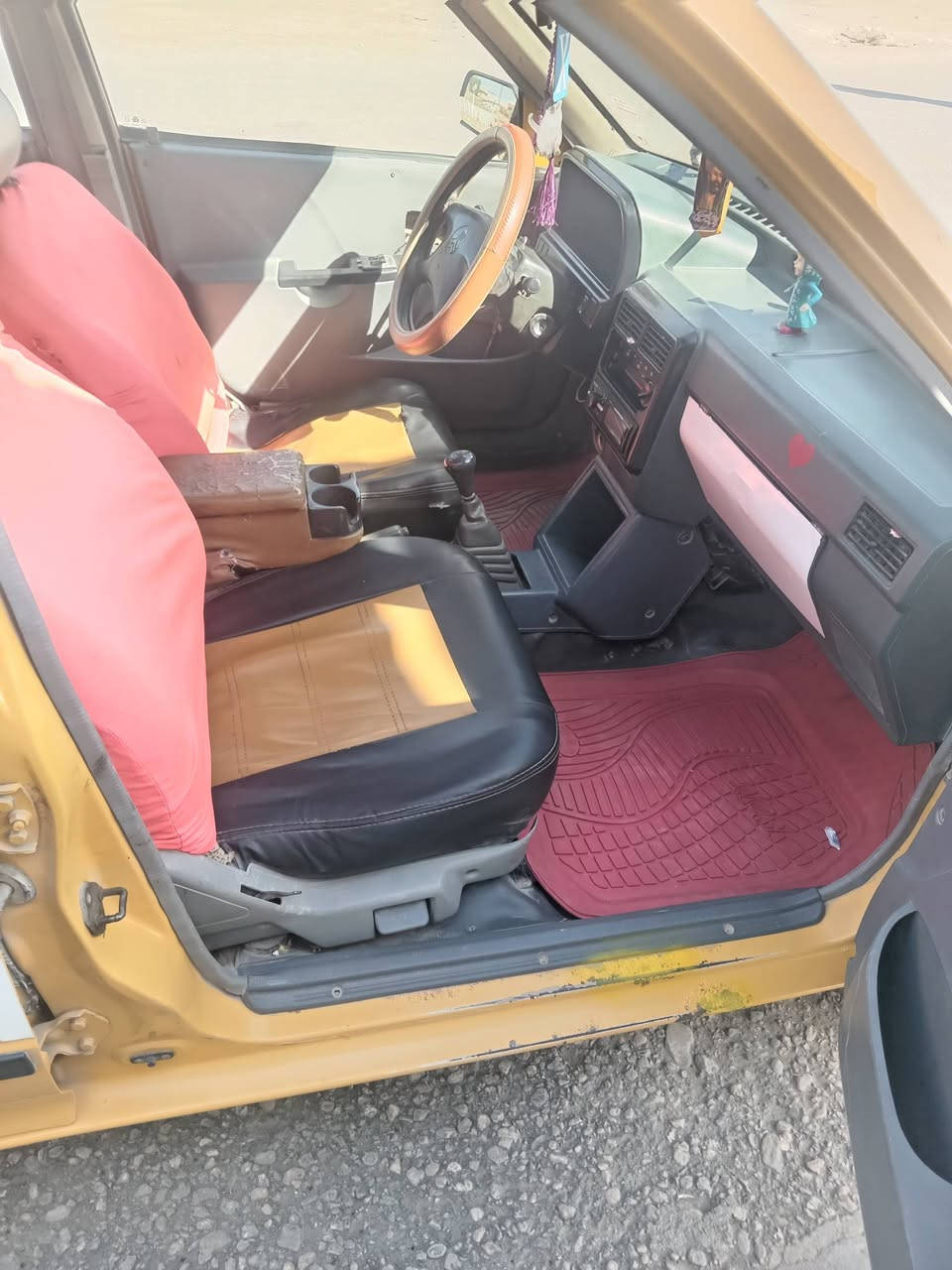 السلام عليكم سايبه 11 رقم انجليزي مصفره هيئه وغرامات تحويل ثاني يوم محرك دير خير من الله سعرها 25 ***********
