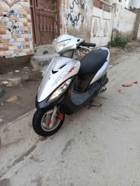 جي فور G4 • حاويه • جديده