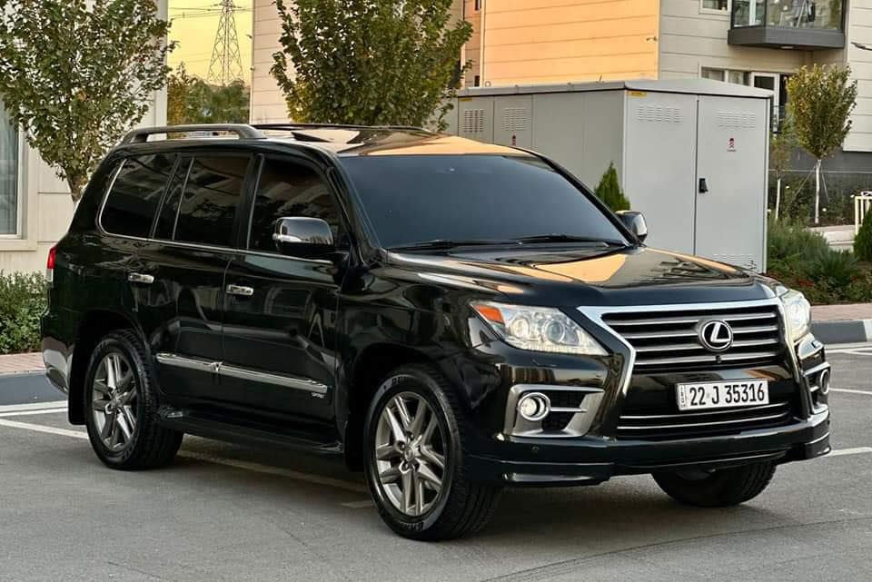 السلام عليكم
لكزس LX570 موديل ٢٠١٣
فول مواصفات 
رقم اربيل جديد بإسمي 
ماشية ١١٨ الف حقيقي 
داخل بيجي 
بيها قطعة صبغ بدون دواخل 
السونار مرفق 
مكانها صلاح الدين - الضلوعية 
رقم الهاتف : ***********
السعر : ٣٨٥ وبيها مجال كلش بسيط
