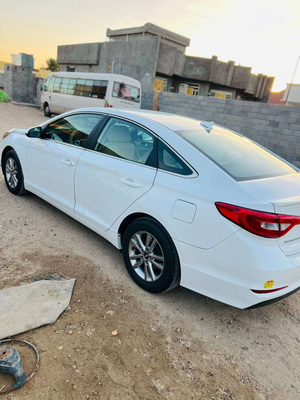 السلام عليكم للبيع هونداي سوناتا 2016 امريكي كلين بدون ضرر رقم انبار سنويه جديده صدر جديد تخم داير كله جديد مكفوله كفاله كامه من الصبغ بس بيه تكشير بل قماره العنوان الانبار جزيره الخالديه السعر 140 رقم الهاتف ***********
