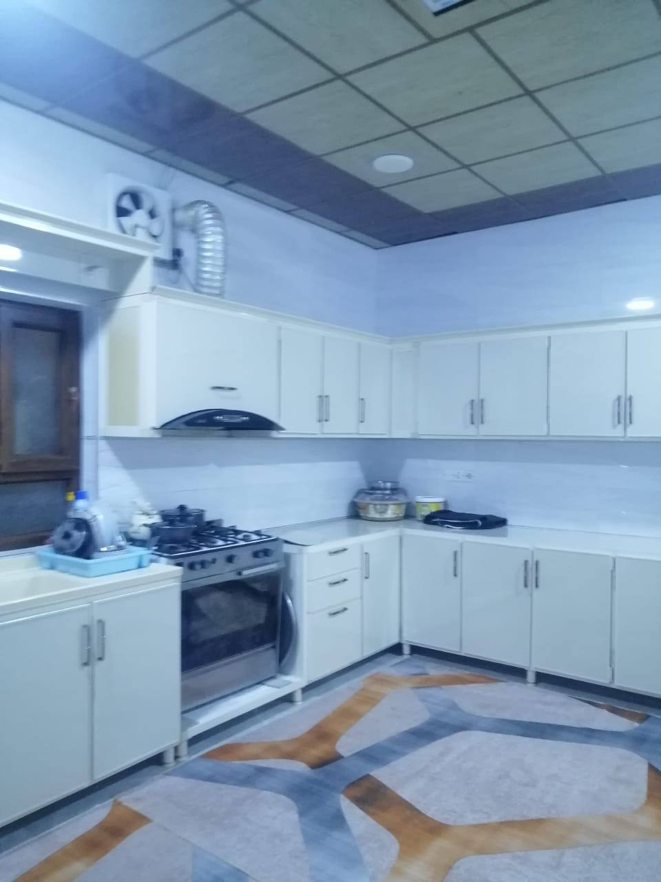 دار طابو صرف للبيع
مساحه ٢٥٠م جديد طابقين
البيت فول مواصفات فرع عريض ٣٠م
ملاحظة /// البيت مطلوب للإسكان تدفع على شكل اقساط شهري
يرهم مراوس ابيت اي منطقه قادسيه ١او٢ حي عسكري أسرى شركة طارق
عنوان الدار
كركوك  شركة طارق ال ٧٧ قرب المدارس والمركز الصحي
محتويات البيت الطابقين:-
استقبال
هول عدد٢
غرف نوم عدد ٥
درج داخلي
صحيات داخليه وخارجيه
ملاحظة /// البيت مطلوب اقساط للإسكان

الاستفسار مكتب السيد البياتي للعقار
مبايل (*********** او ***********)
عنوان المكتب
كركوك القادسيه الثانيه
شارع المرور القديم
مقابل ثانوية المستقبل الاهليه
مجاور صيدلية مركز الدواء
نستقبل كافة العروض وعرضها في كركوك الطابو الزراعي التجاري السكني
