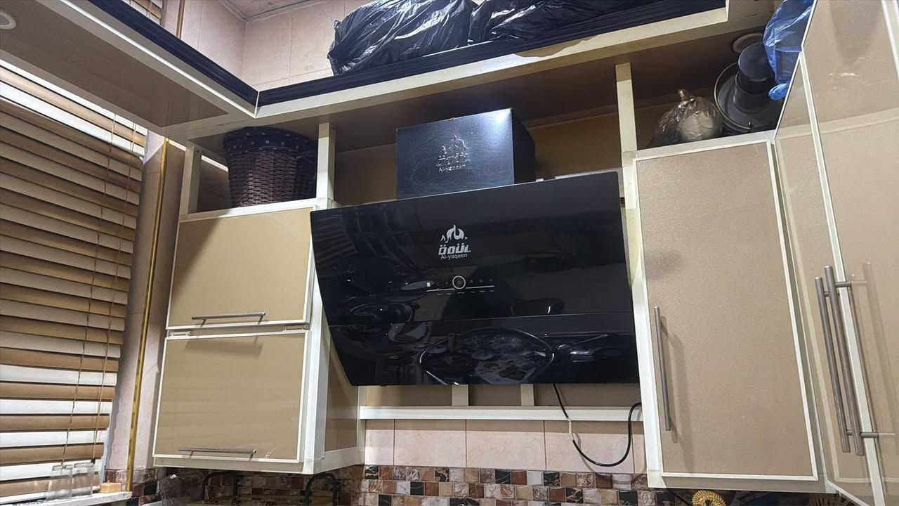 مرحبا عندي هذا الكاونتر ويا مفرغة وطباخ منضدي وفرن ممستعمل ابد ولا مشتغل بعده جديد والبردة ويا الي يريده يدخلي خاص


**إذا كنت صاحب هذا الإعلان وتريد حذفه لأي سبب، رجاءا أرسل رسالة إلى الدعم الفني**